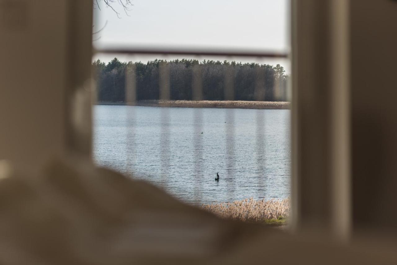 5 Sterne Ferienhaus Direkt Am See Mit Sauna-Kamin-Garten Krakow am See Exterior photo